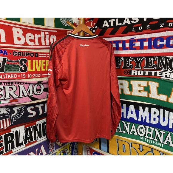 Manchester United | Men’s Large Home Long-Sleeve Jersey - Picture 7 of 7